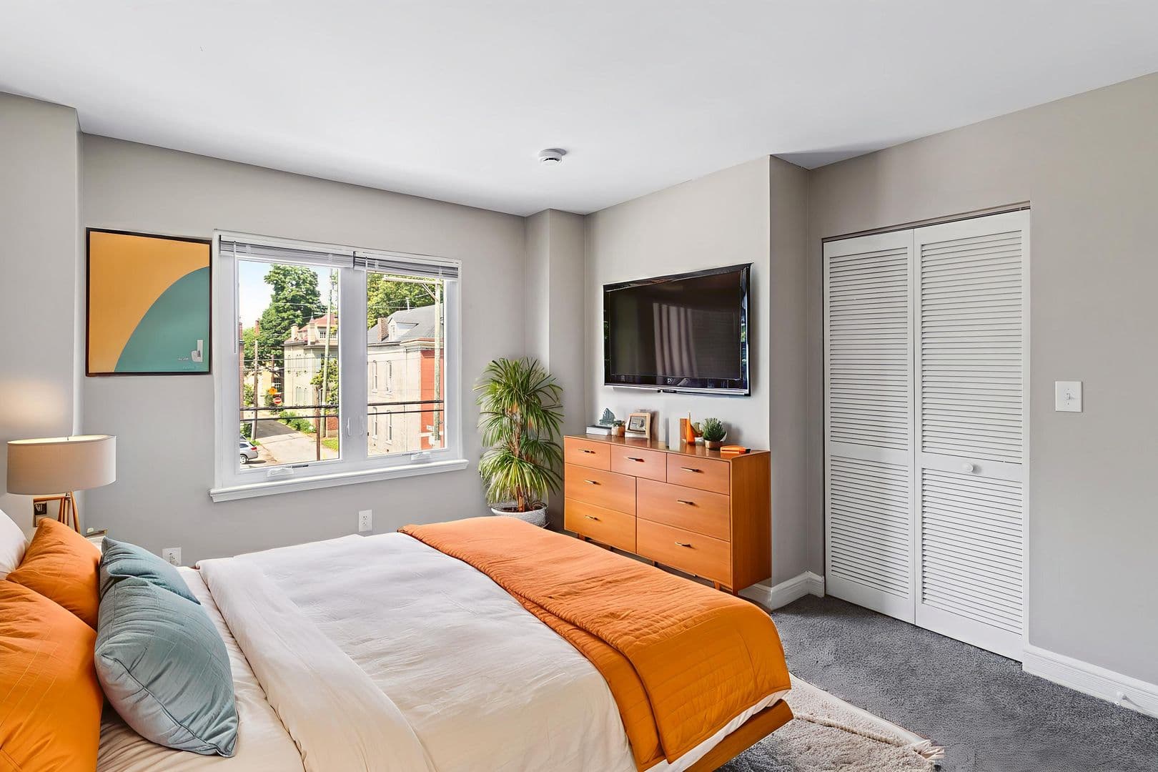 Louisville Apartment: 1509 S 6th St