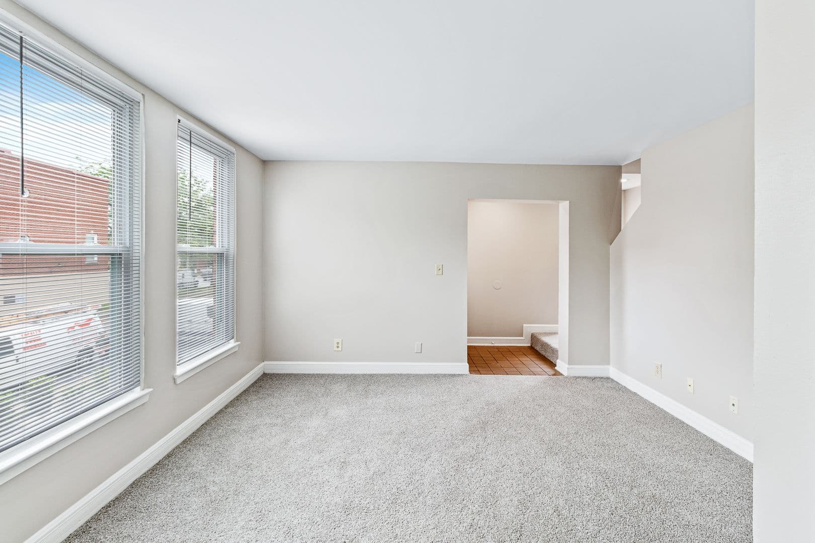 Louisville Apartment: 1509 S 6th St