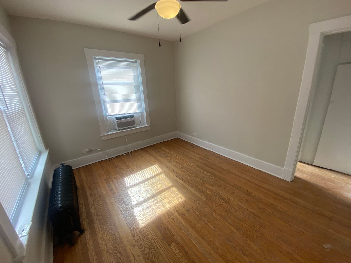 Louisville Apartment: 410 W Ormsby