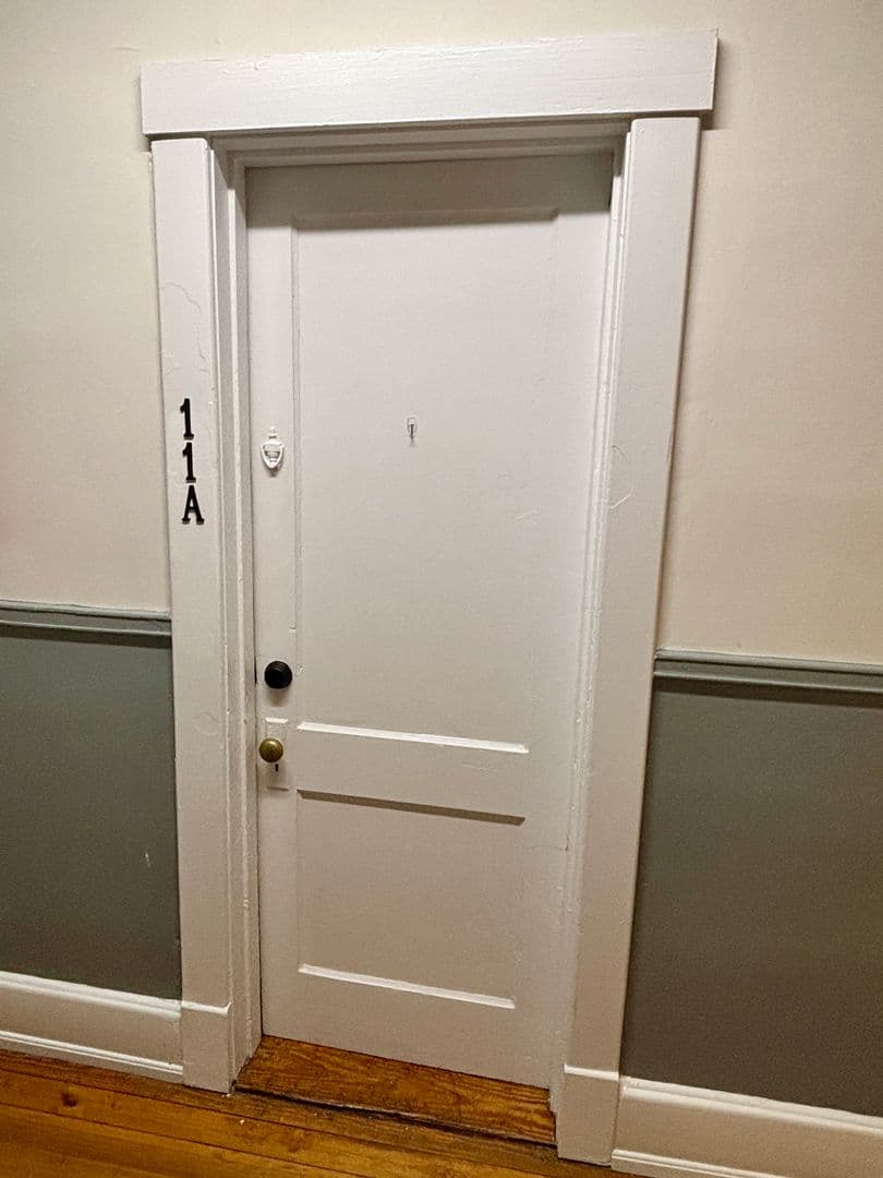 Louisville Apartment: 410 W Ormsby