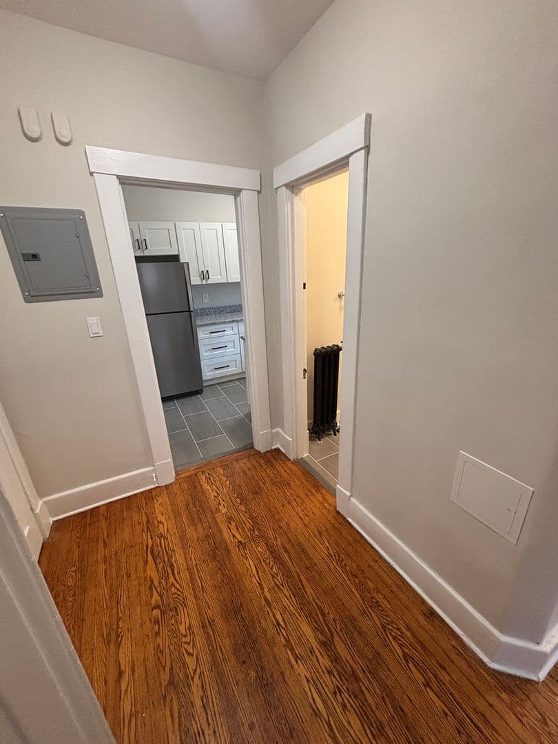 Louisville Apartment: 410 W Ormsby