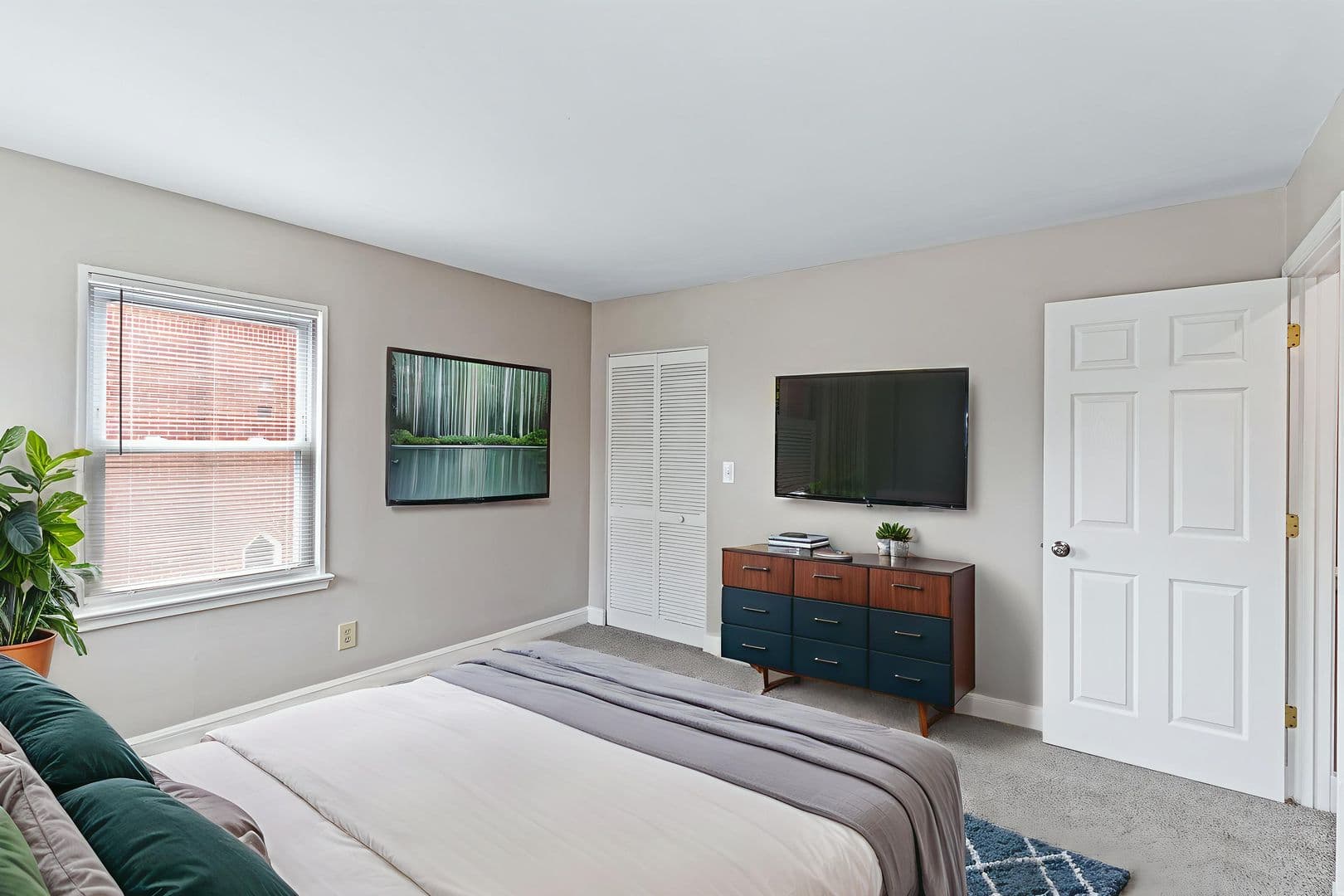 Louisville Apartment: 1509 S 6th St