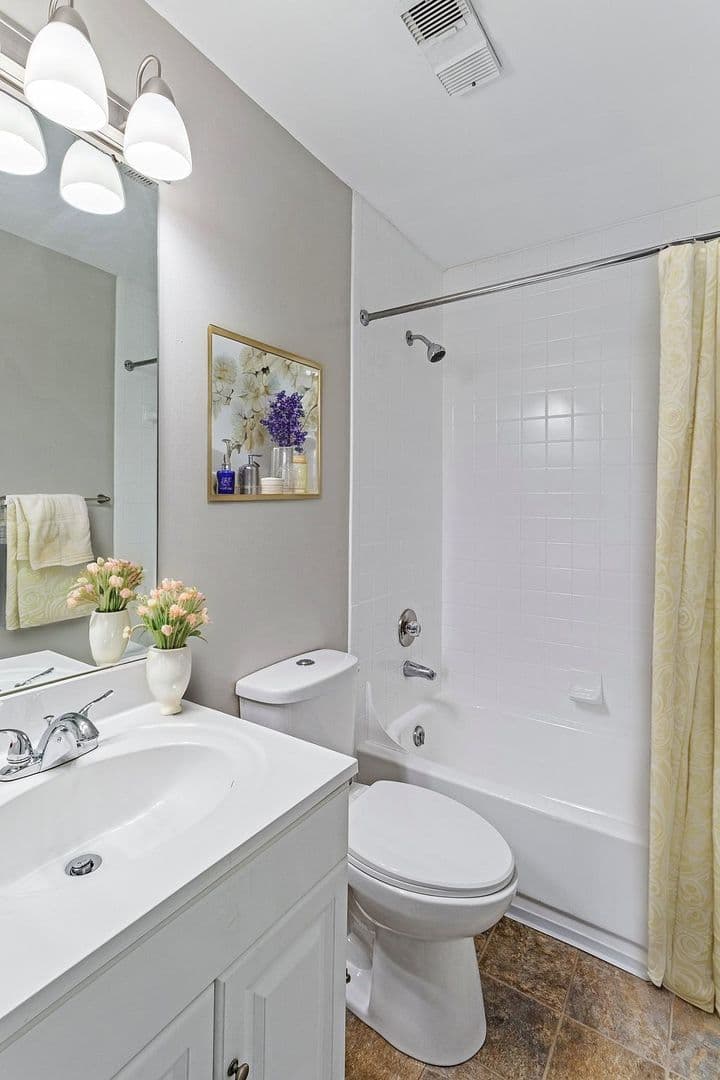 Louisville Apartment: 1509 S 6th St