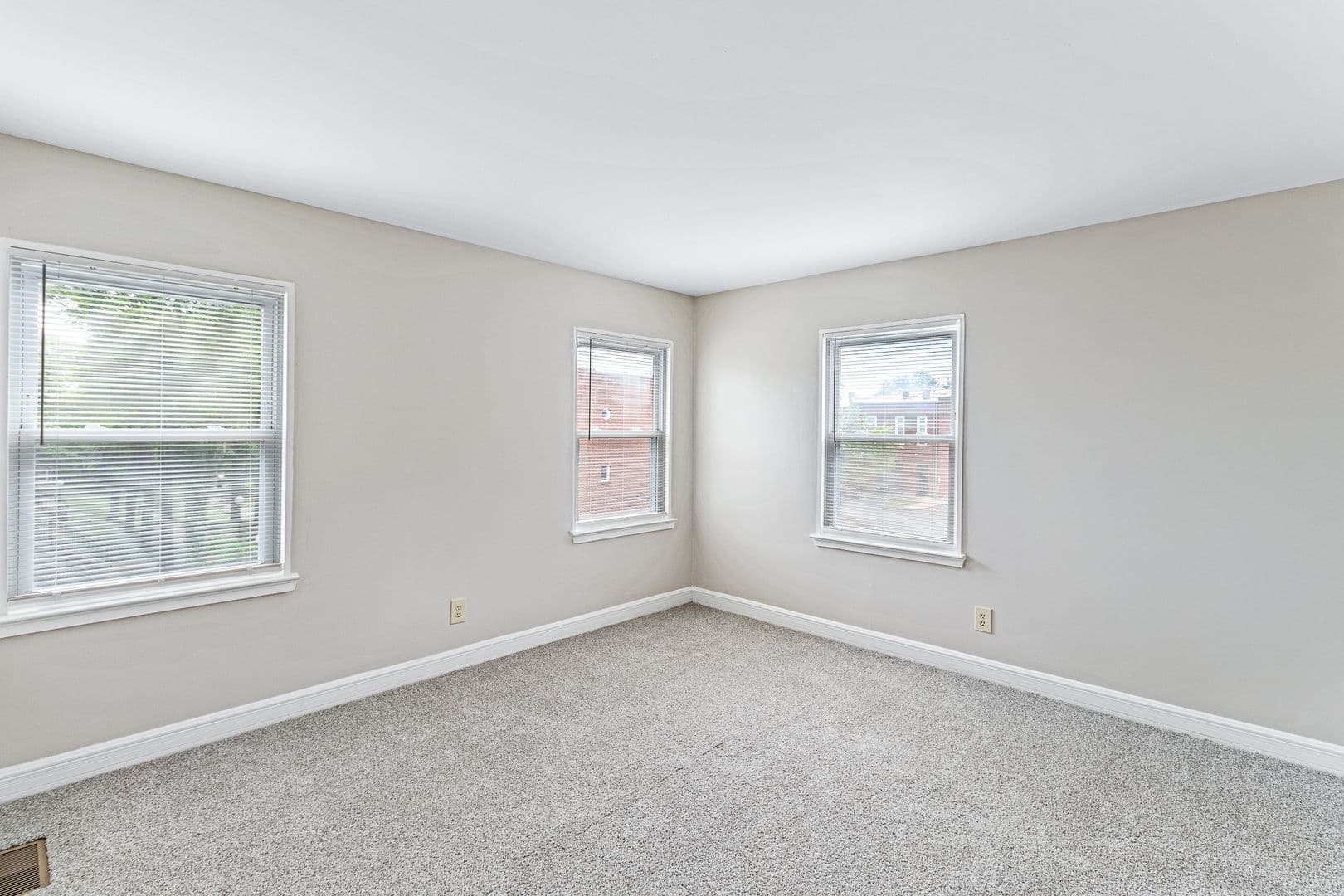 Louisville Apartment: 1509 S 6th St