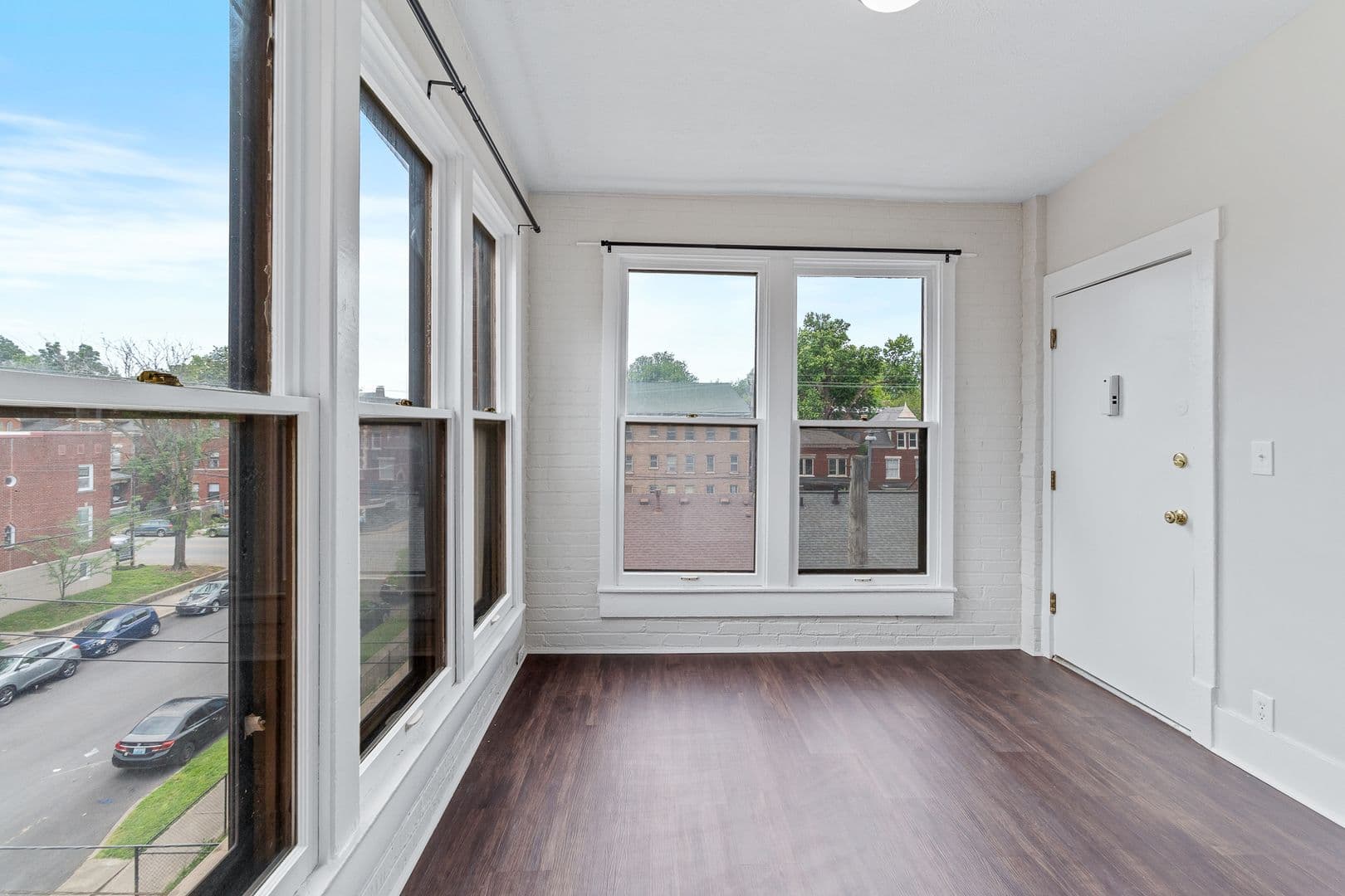 Louisville Apartment: 431 Kensington Ct
