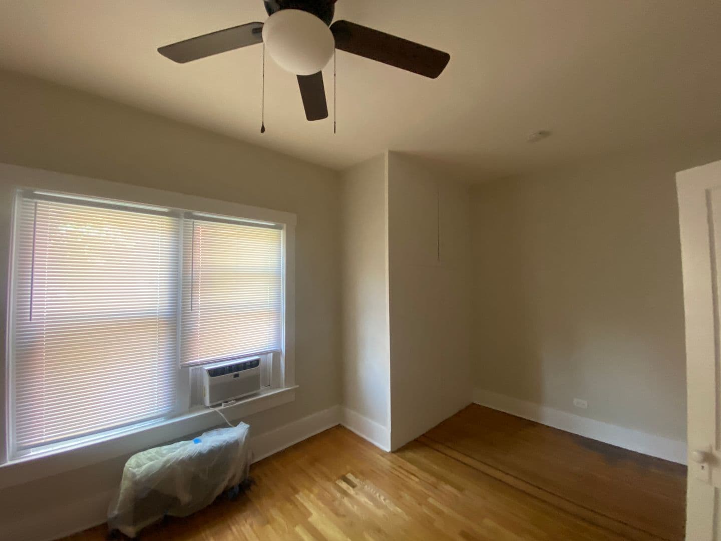Louisville Apartment: 410 W Ormsby