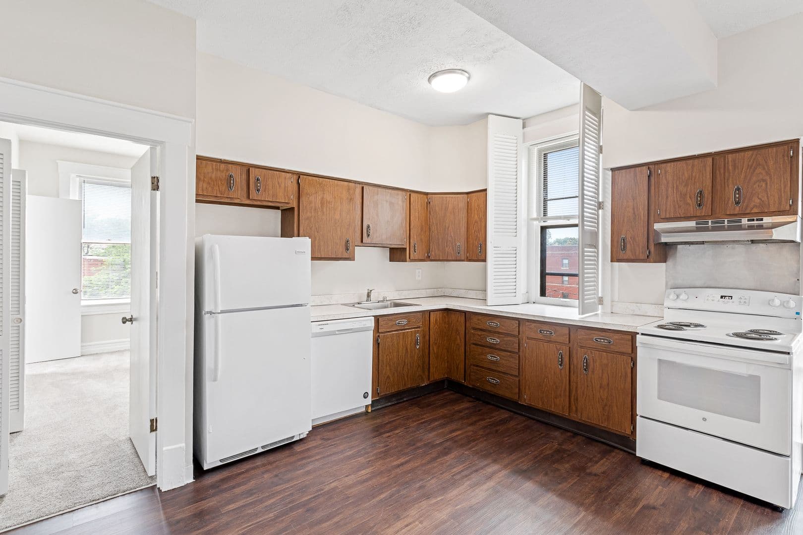 Louisville Apartment: 431 Kensington Ct