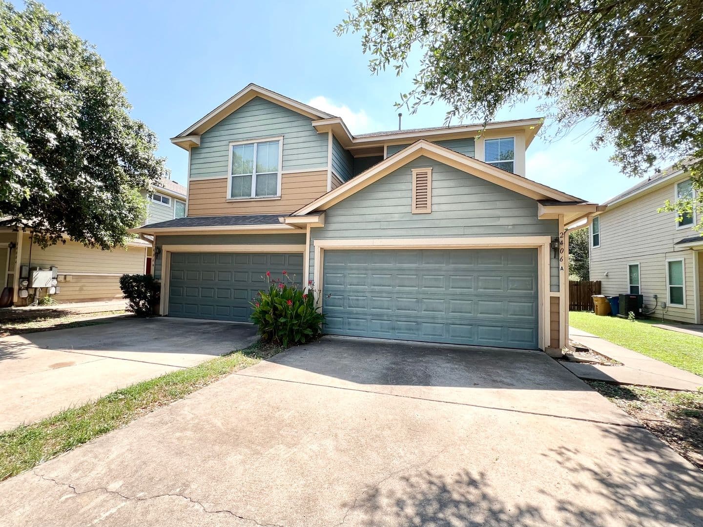 Austin Multiplex: 2406 Allred Dr
