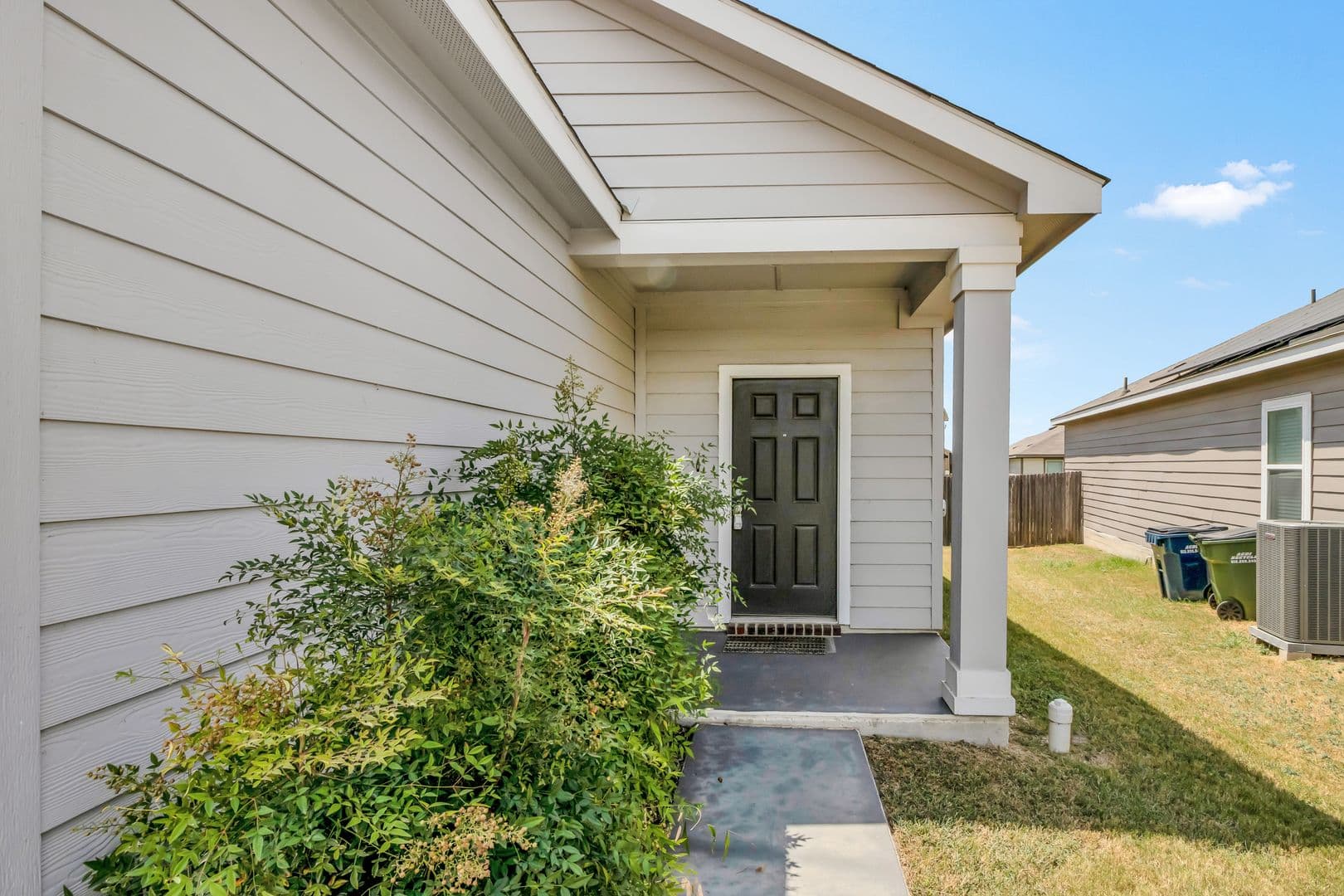 Jarrell House: 360 Bell Rings Dr