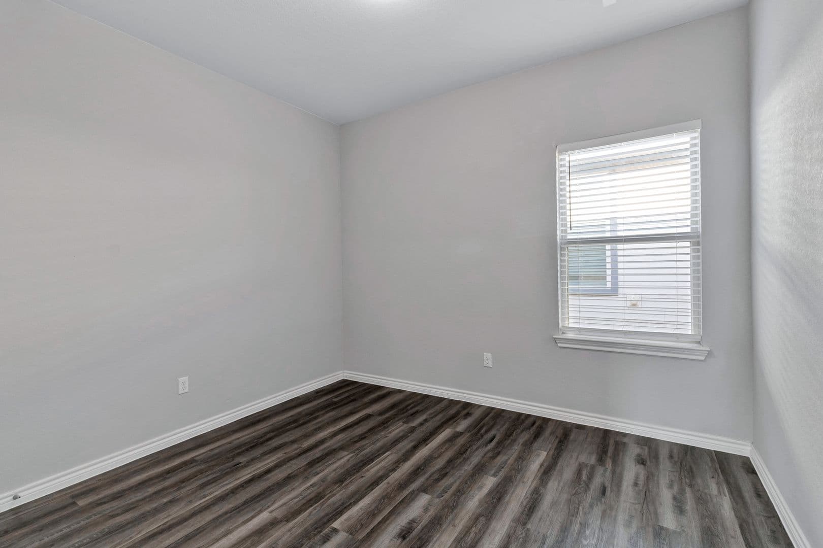 Leander House: 216 Syrah Court