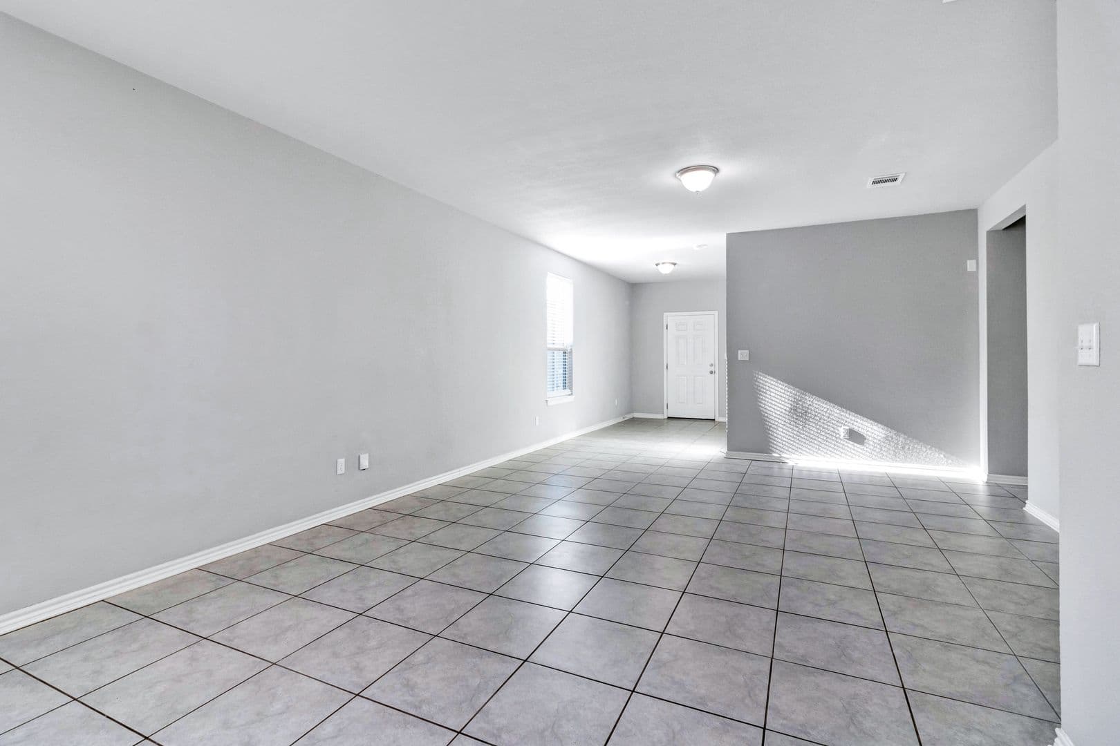 Leander House: 216 Syrah Court