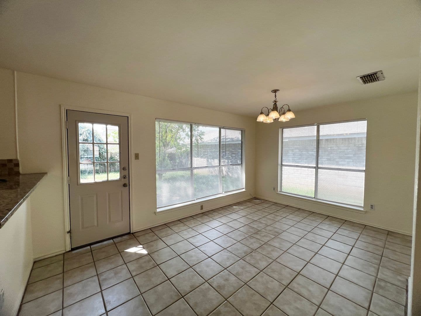 Austin House: 4606 Sojourner St