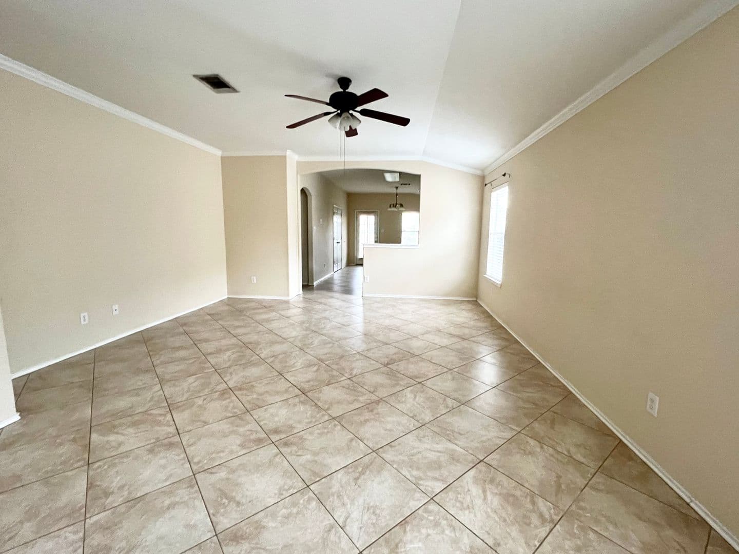 Buda House: 2428 Green Meadows