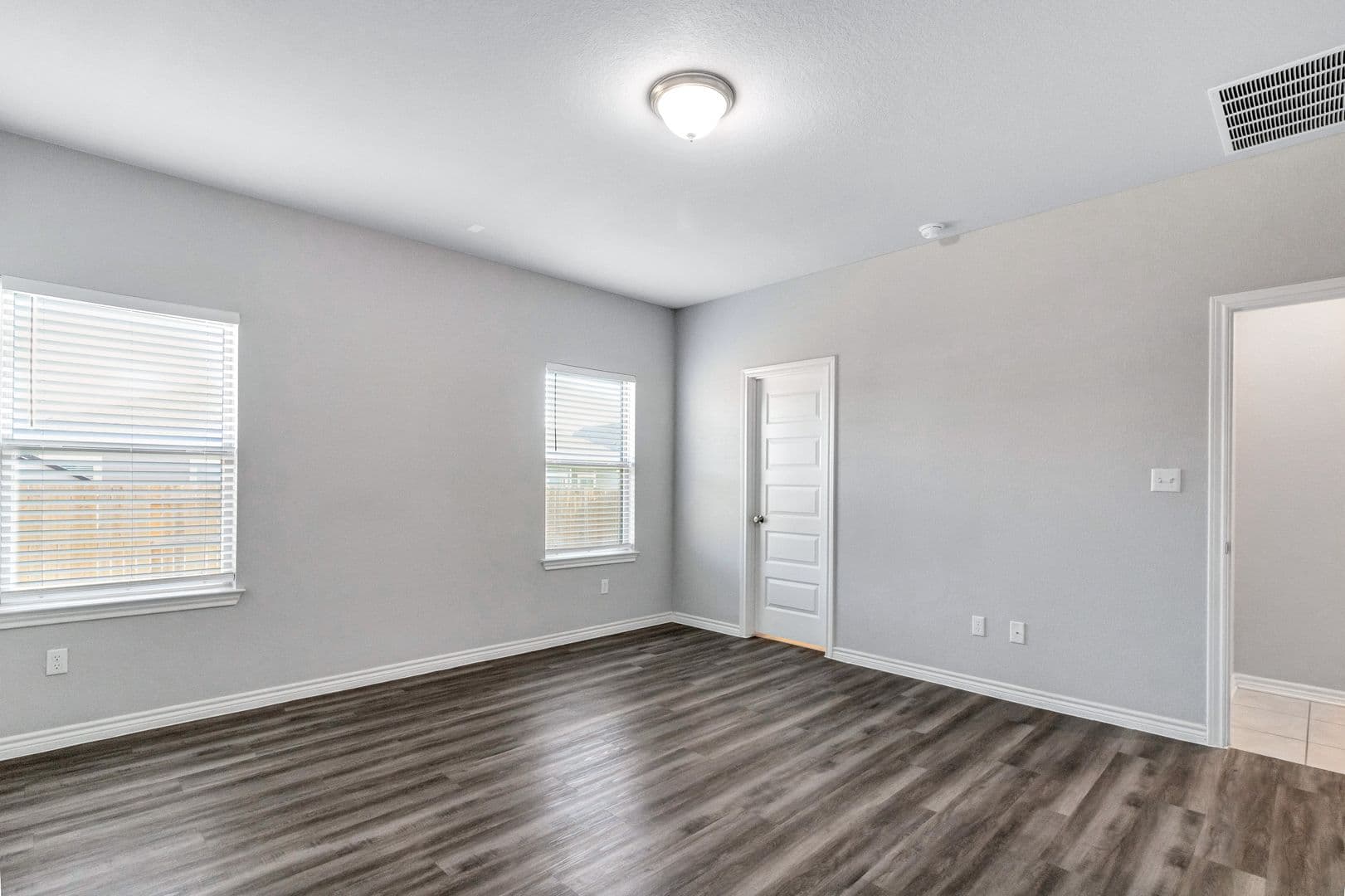 Leander House: 216 Syrah Court