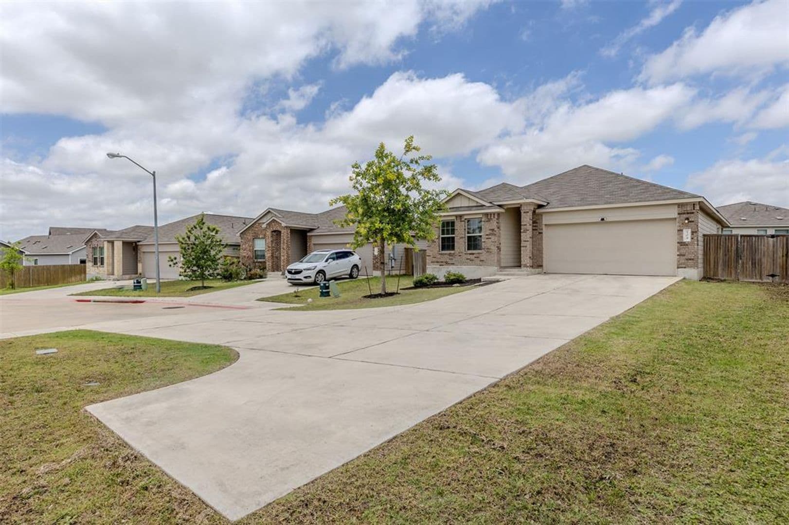 Jarrell House: 509 Callisto Ct