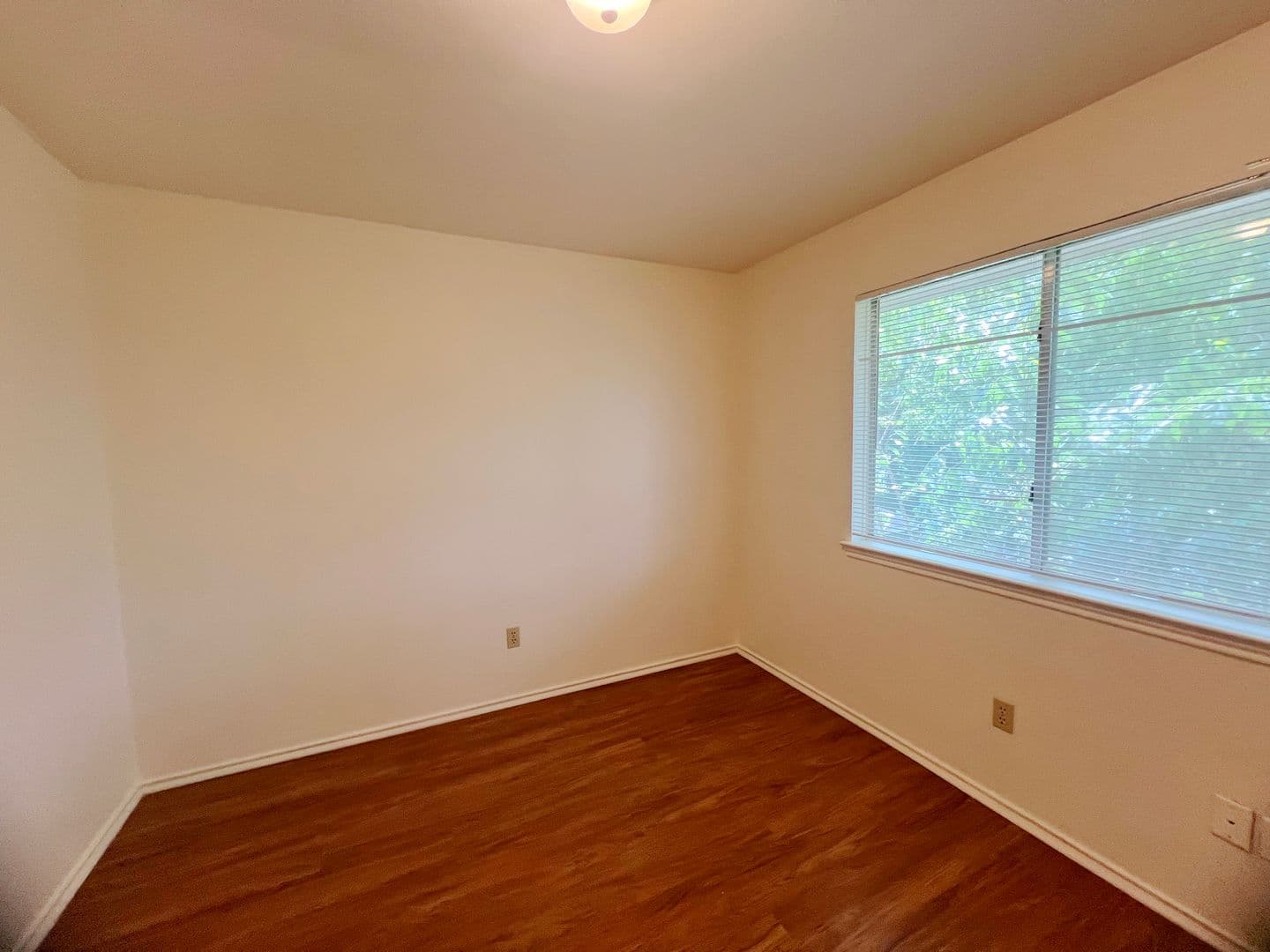 Austin House: 4606 Sojourner St