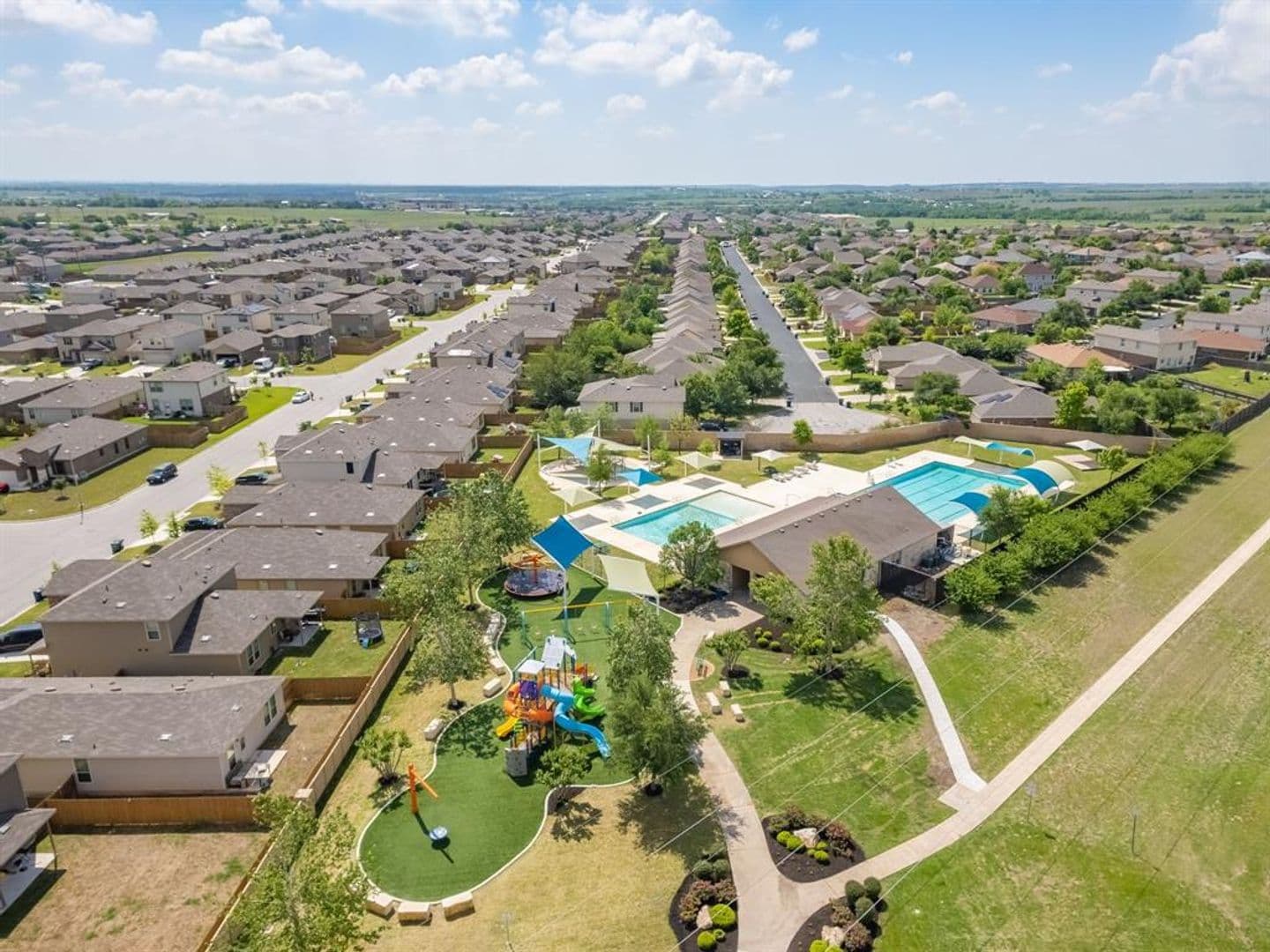 Jarrell House: 239 Wild Wind Trail