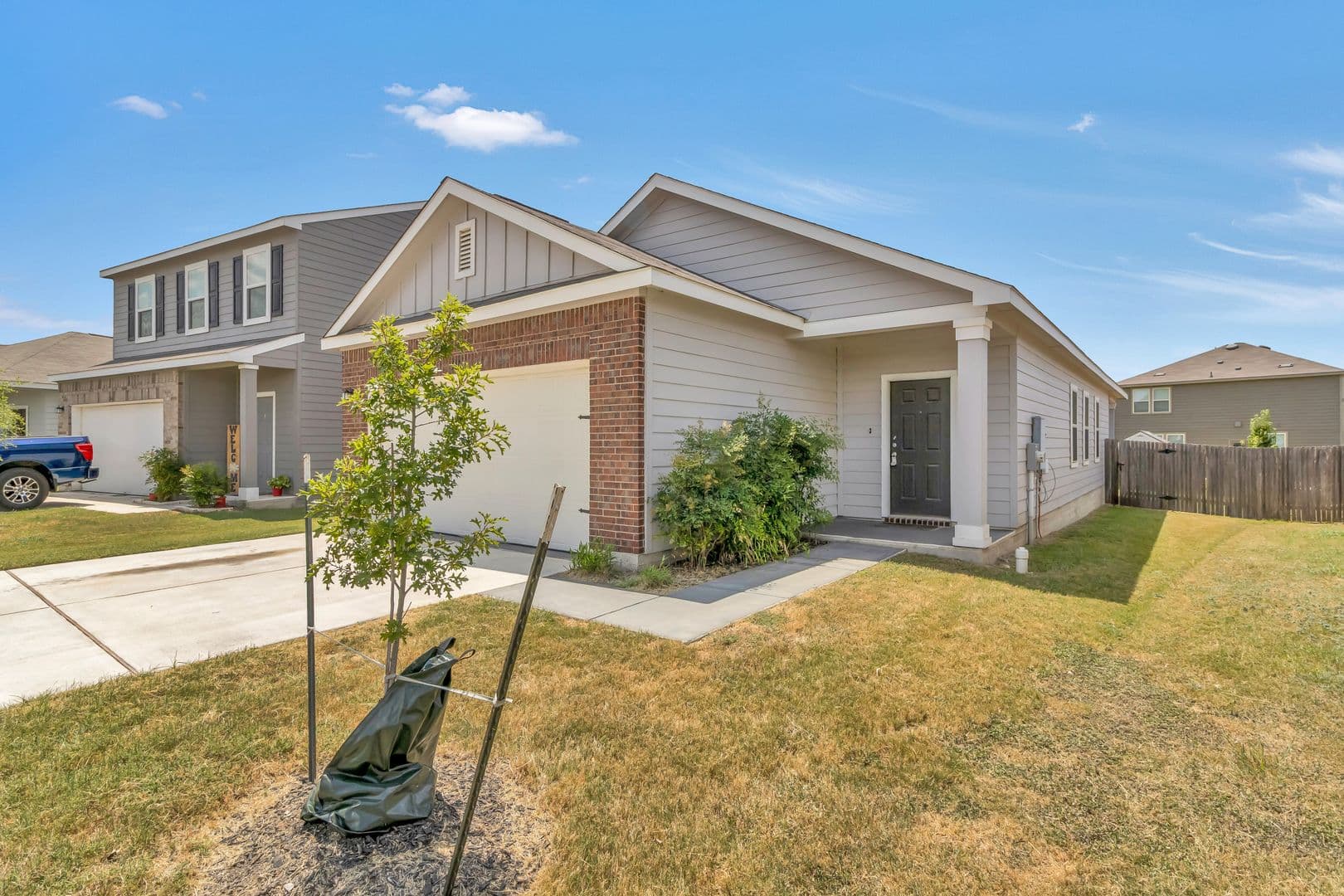 Jarrell House: 360 Bell Rings Dr