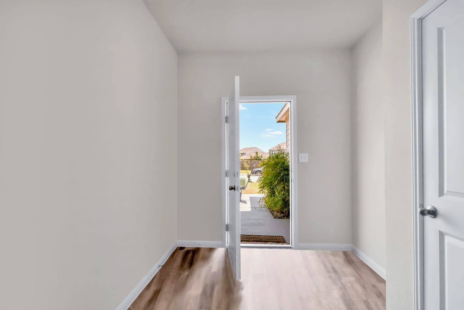 Jarrell House: 360 Bell Rings Dr