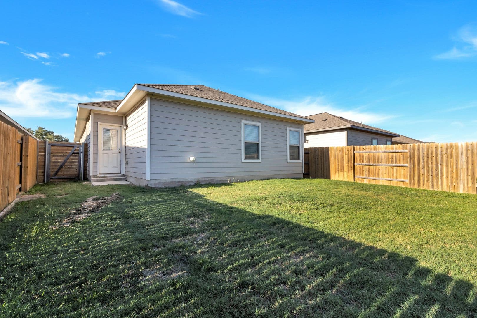 Leander House: 216 Syrah Court