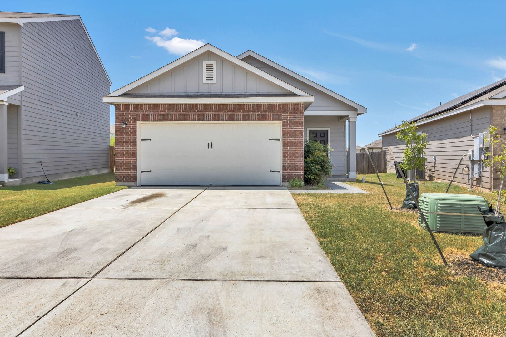 Jarrell House: 360 Bell Rings Dr