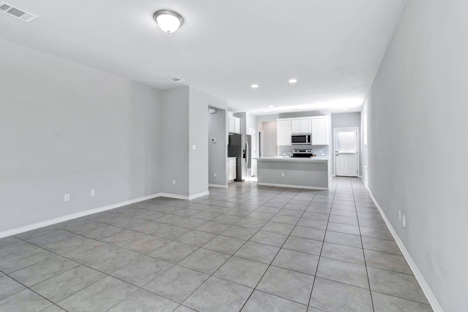 Leander House: 216 Syrah Court