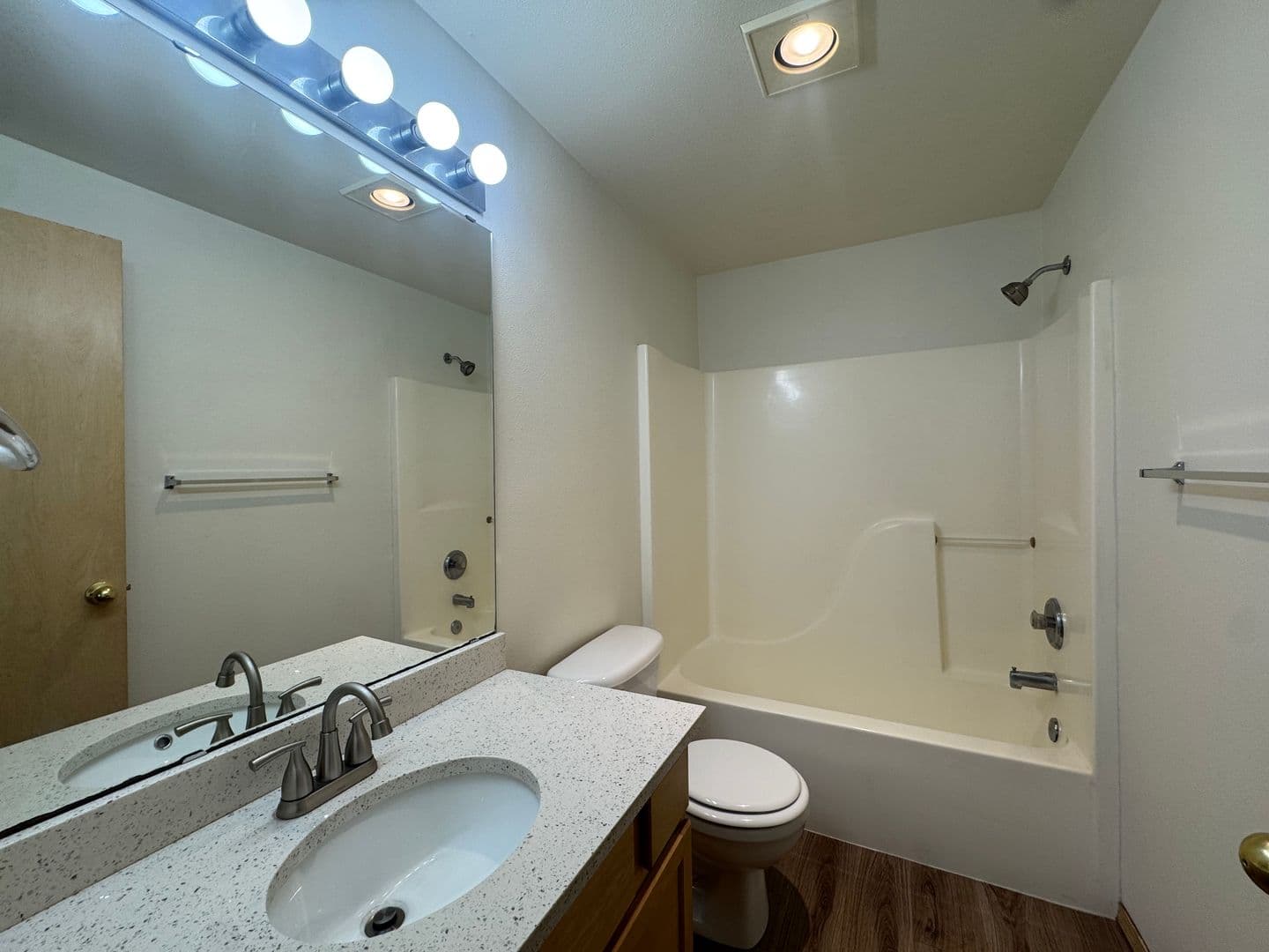 Milton House: 610 11th Ave