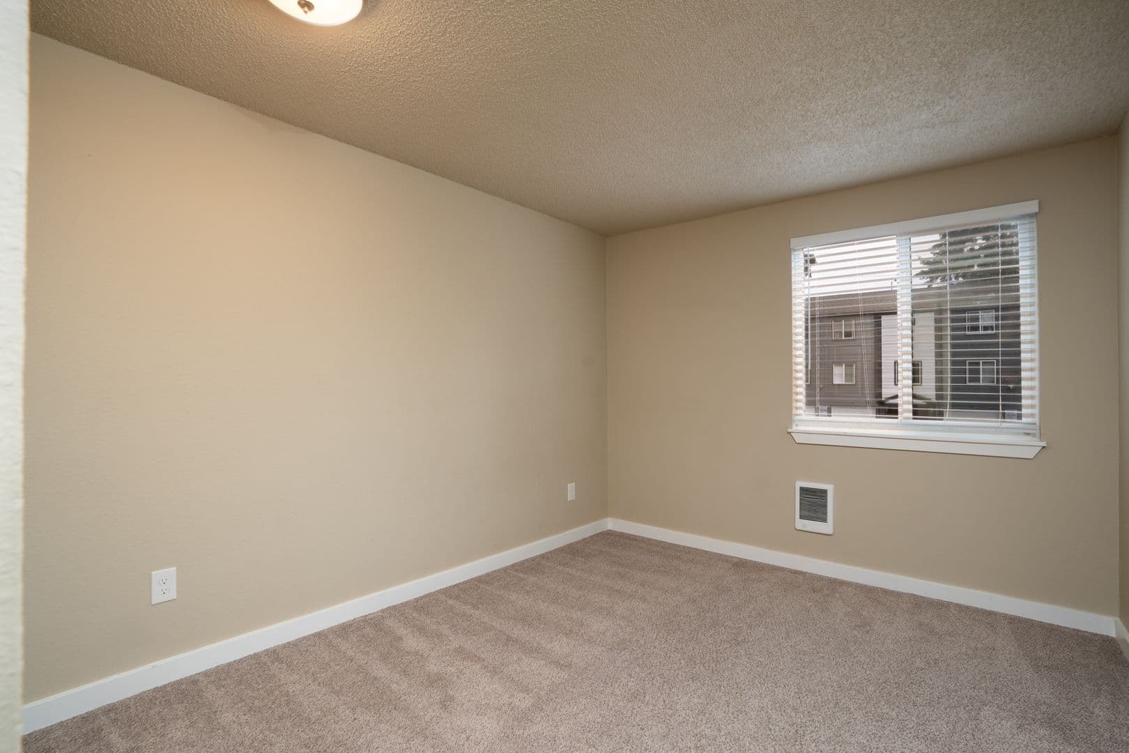 Tacoma Apartment: 1801 S Woodland Glen Drive