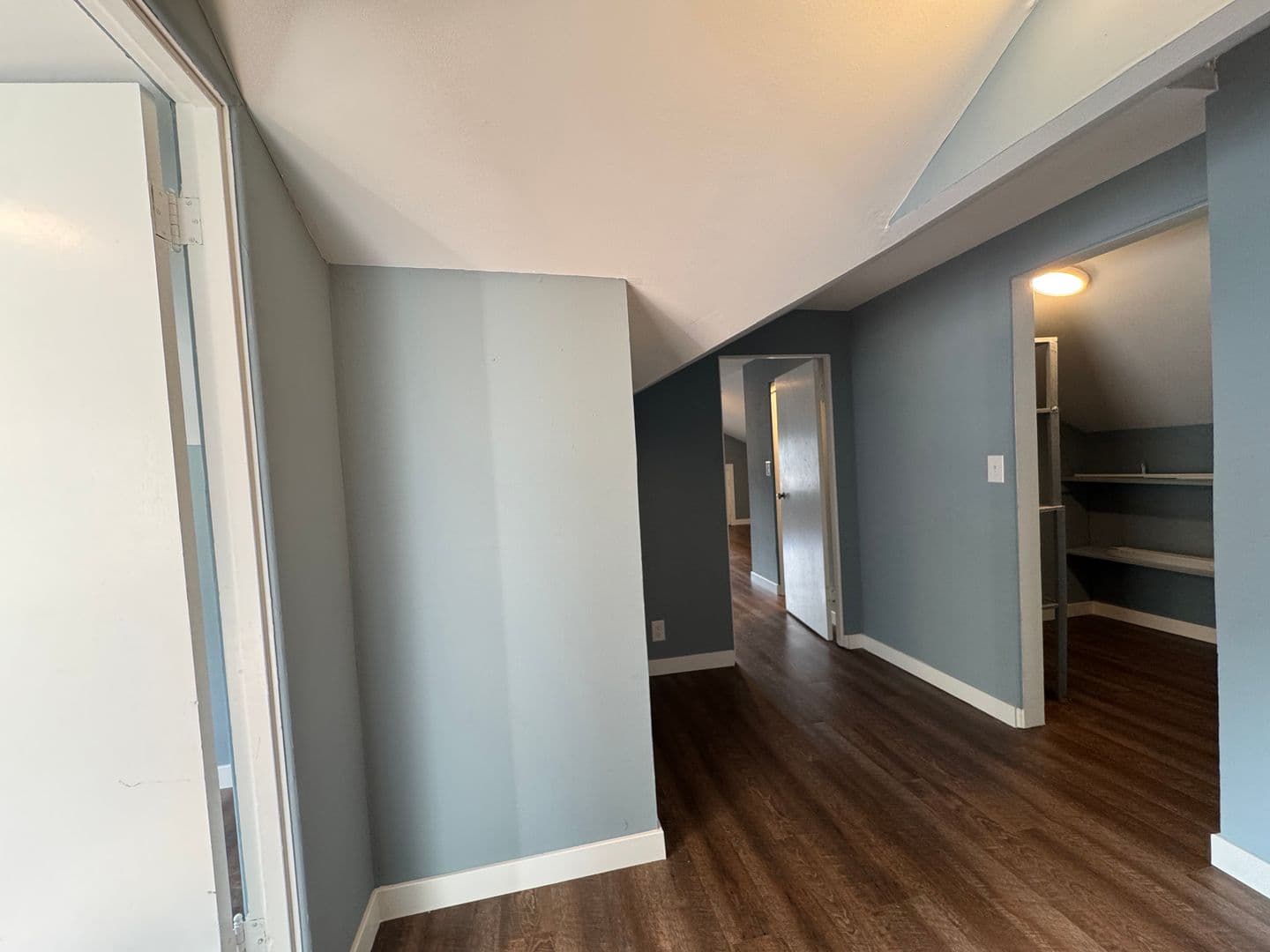University Place House: 3755 Sunset Dr. W