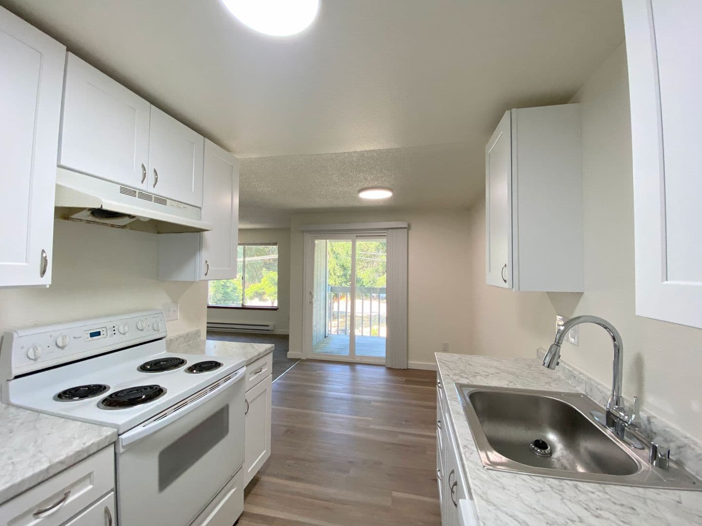 Lakewood Apartment: 12615 -12623 Lincoln Ave SW