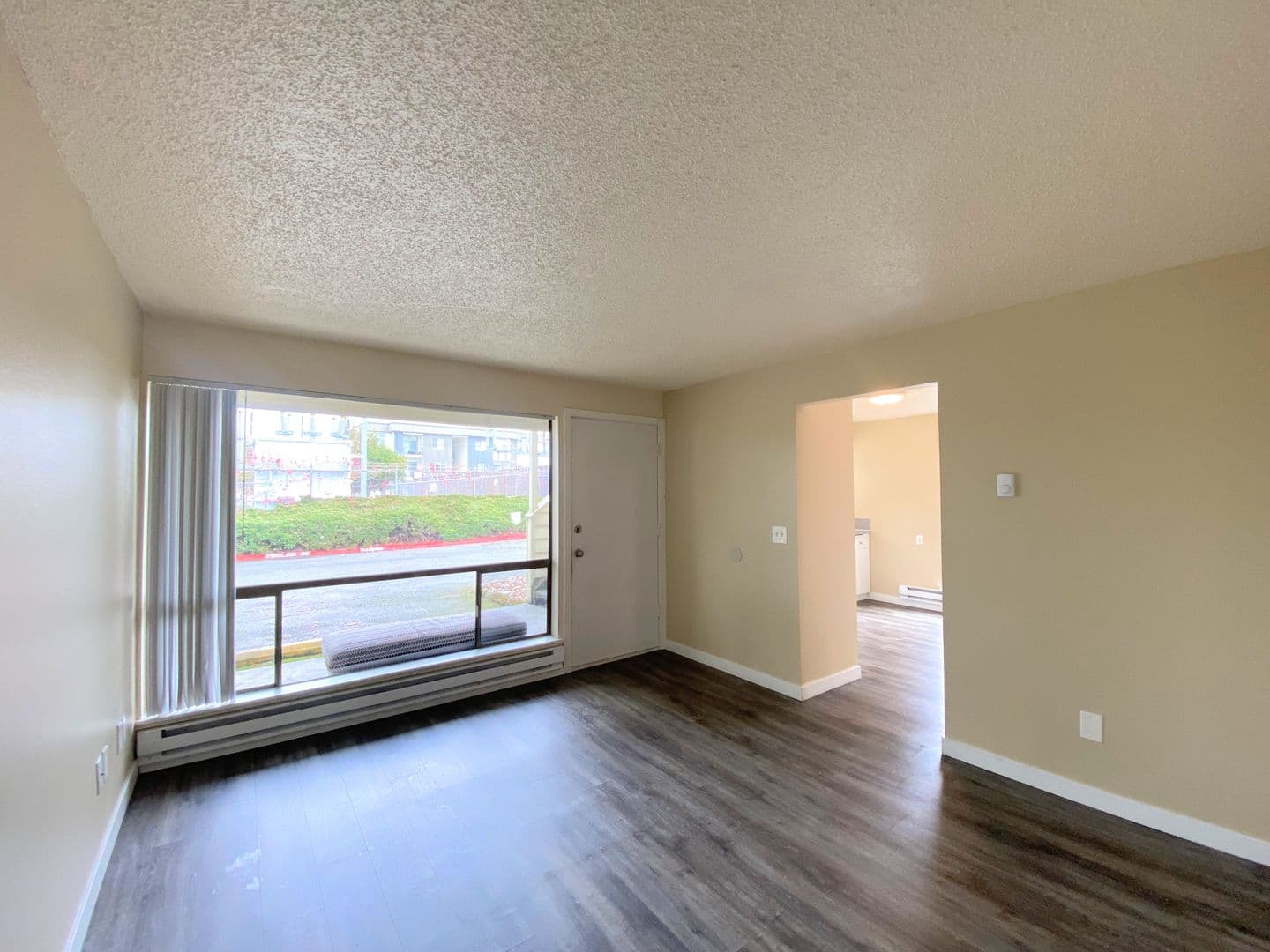 Lakewood Apartment: 5925 99th Street SW