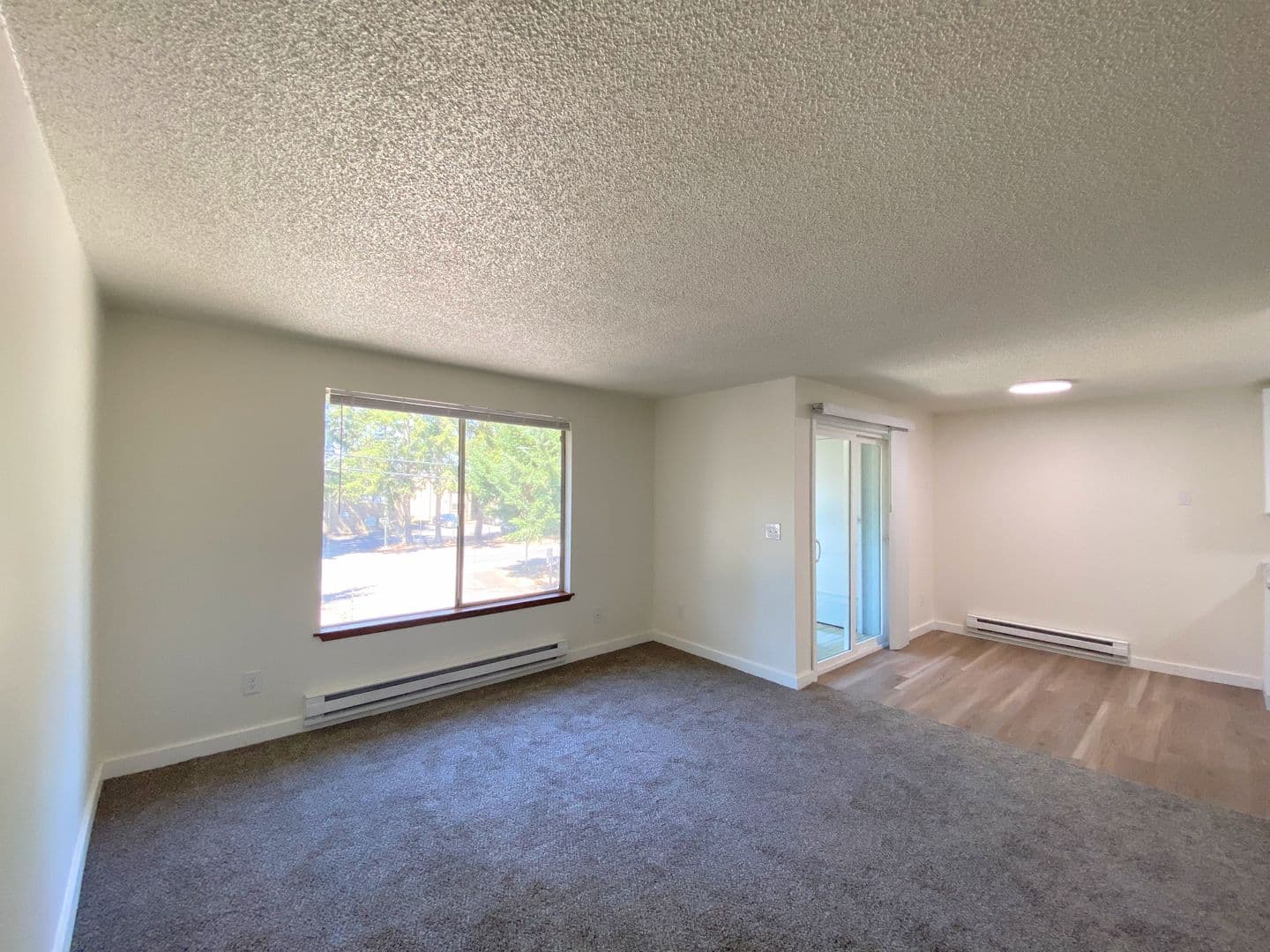 Lakewood Apartment: 12615 -12623 Lincoln Ave SW