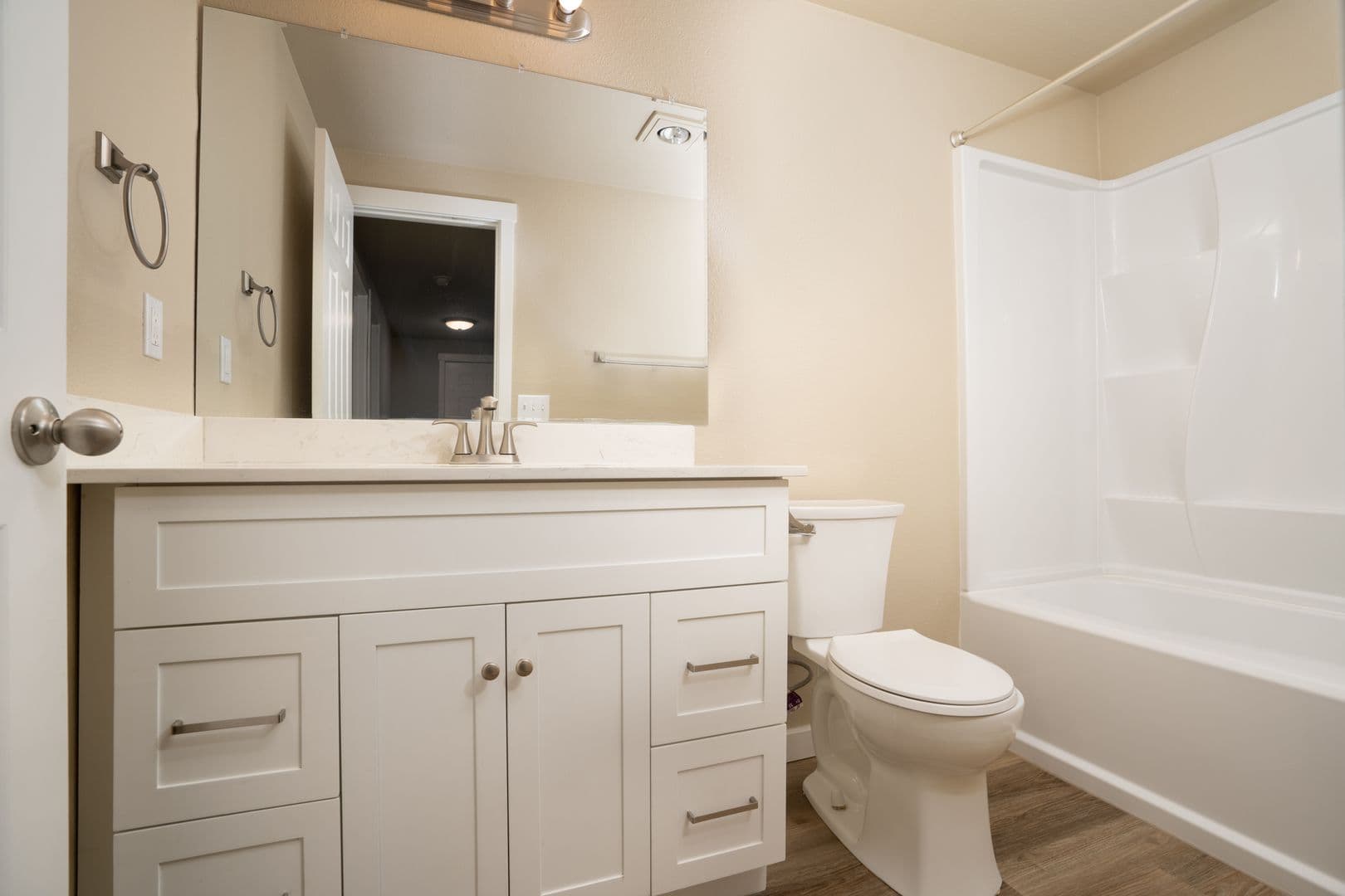 Tacoma Apartment: 1801 S Woodland Glen Drive