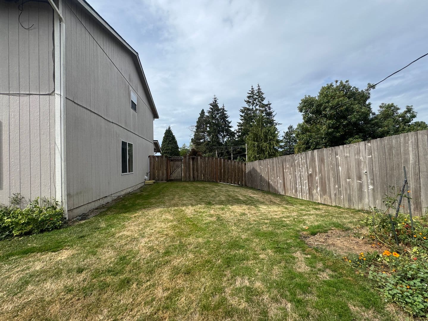 Milton House: 610 11th Ave