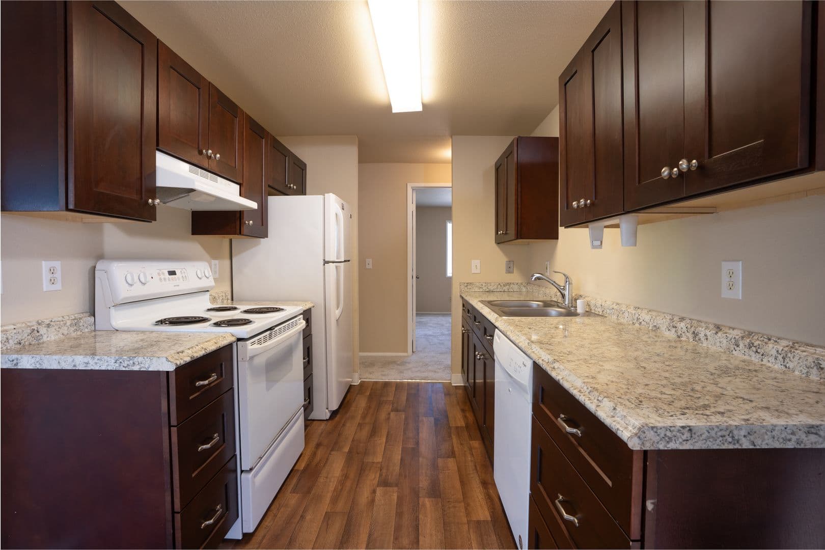 Pacific Apartment: 504 4th Ave SE