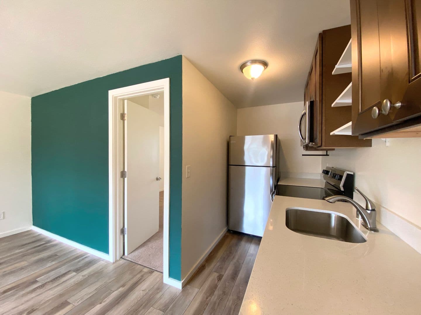 Tacoma Apartment: 3015 North Highland Street