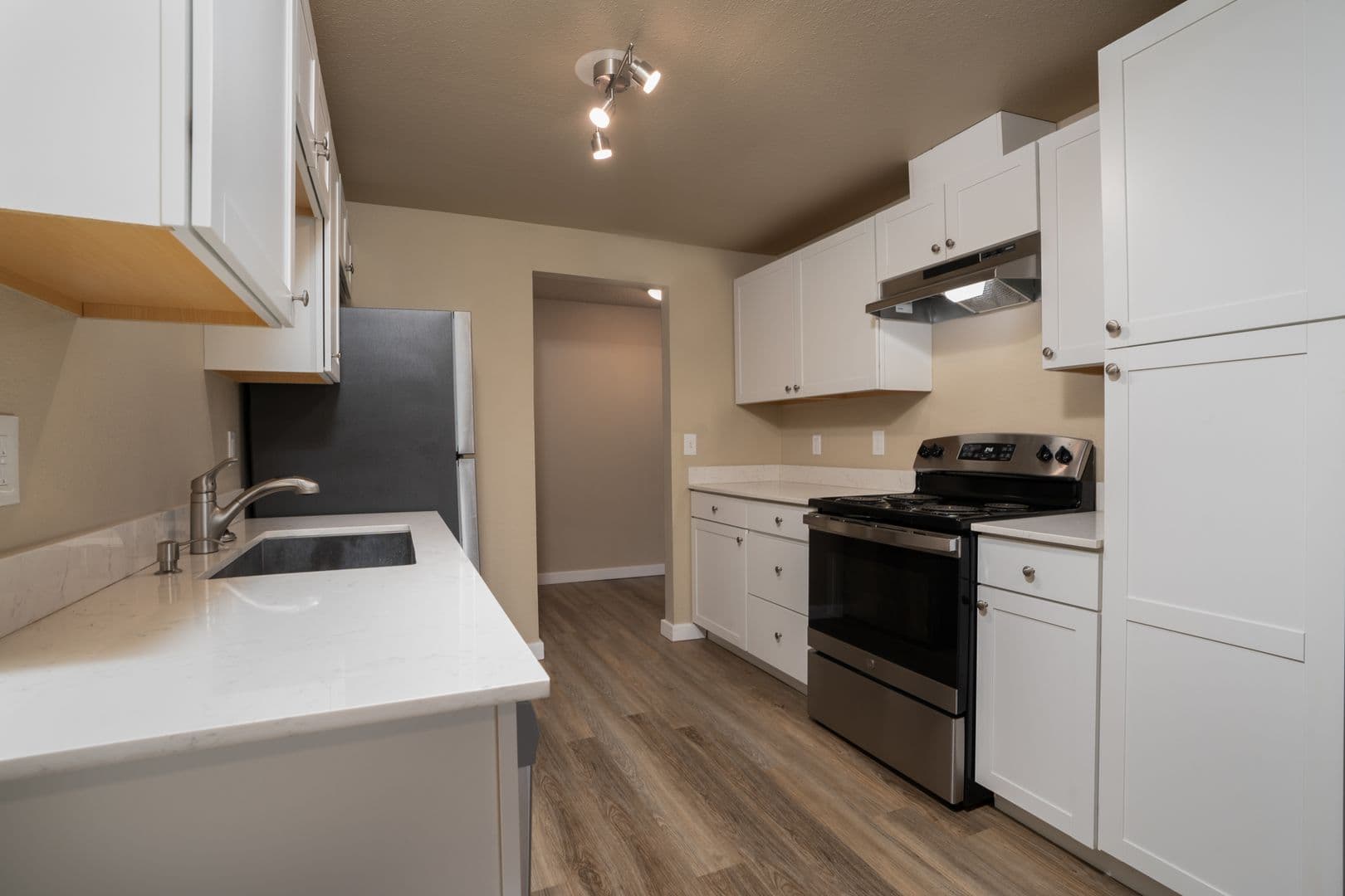 Tacoma Apartment: 1801 S Woodland Glen Drive