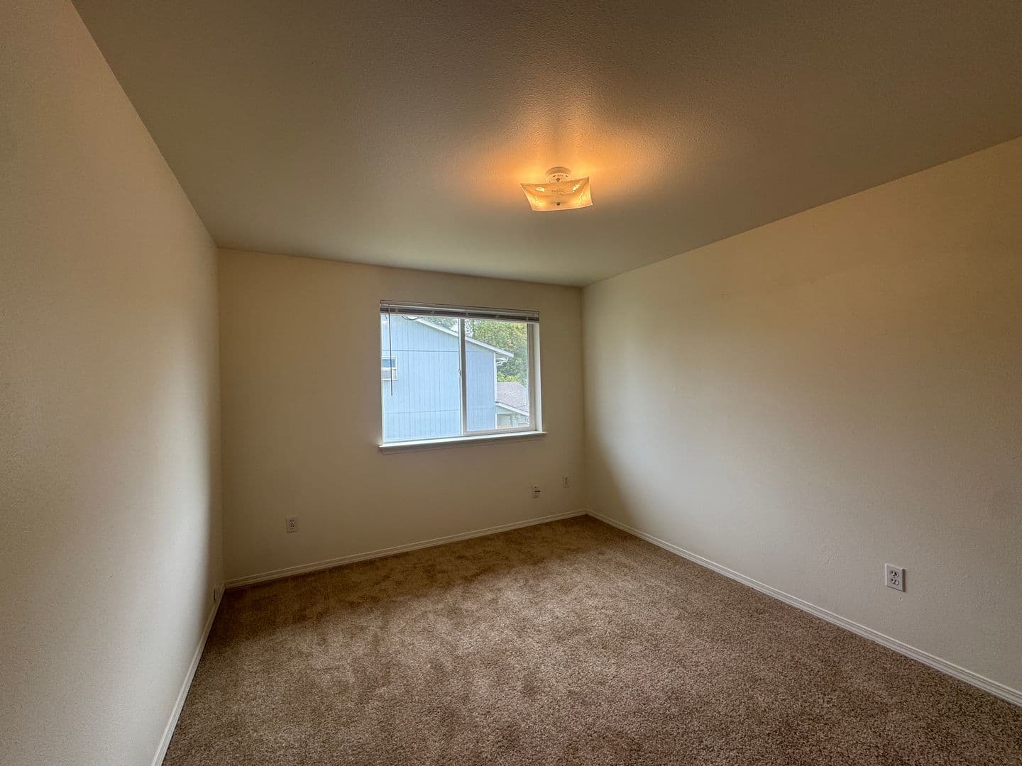 Milton House: 610 11th Ave