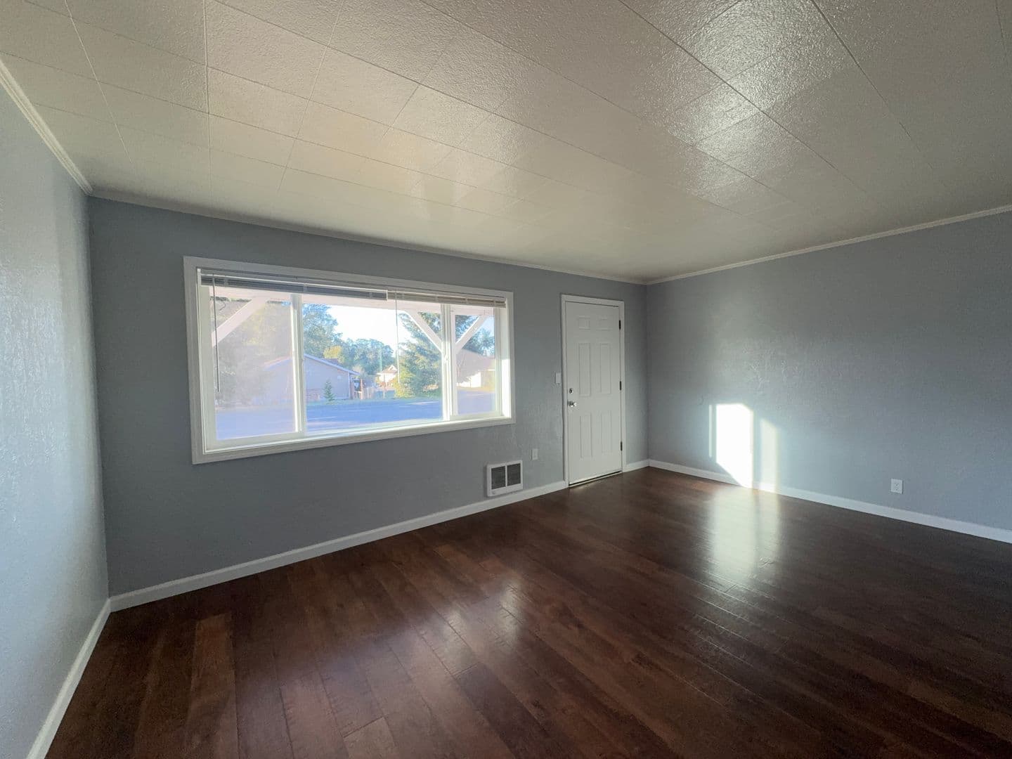 Lakewood Apartment: 14503-14521 70th Ave. Ct. SW
