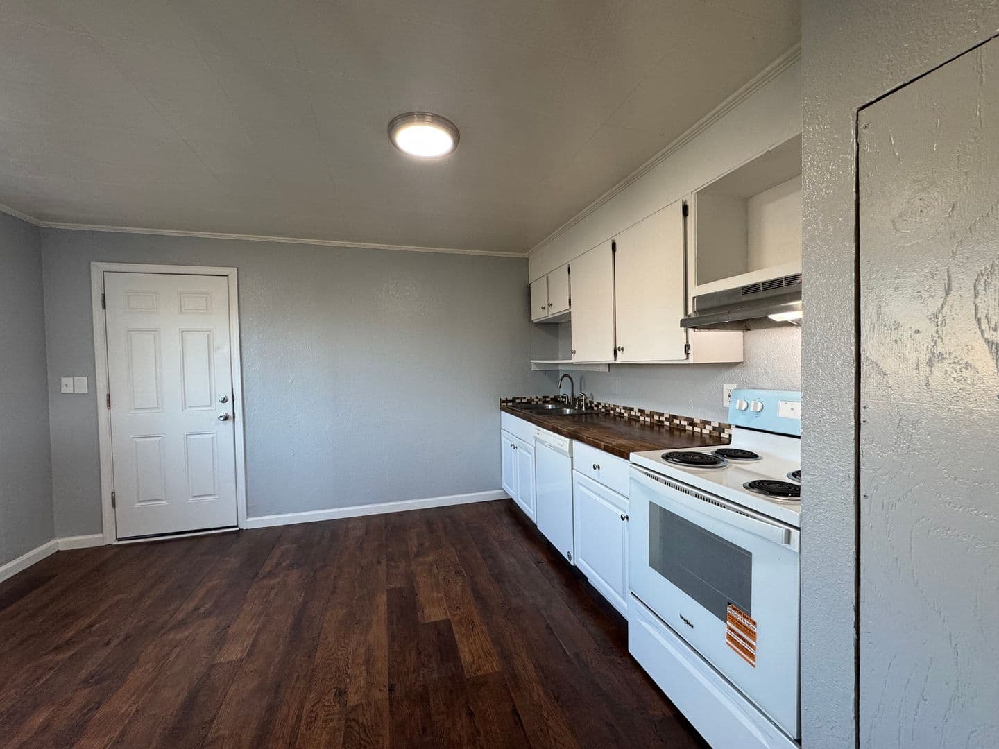 Lakewood Apartment: 14503-14521 70th Ave. Ct. SW