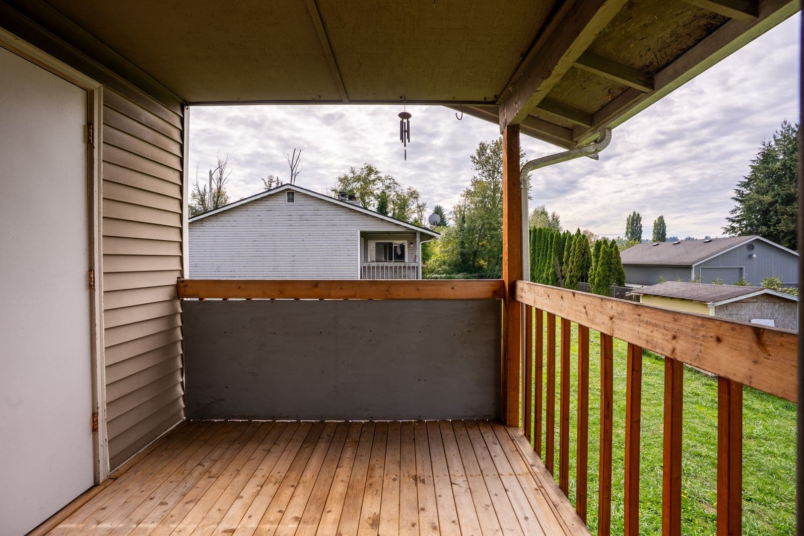 Pacific Apartment: 504 4th Ave SE