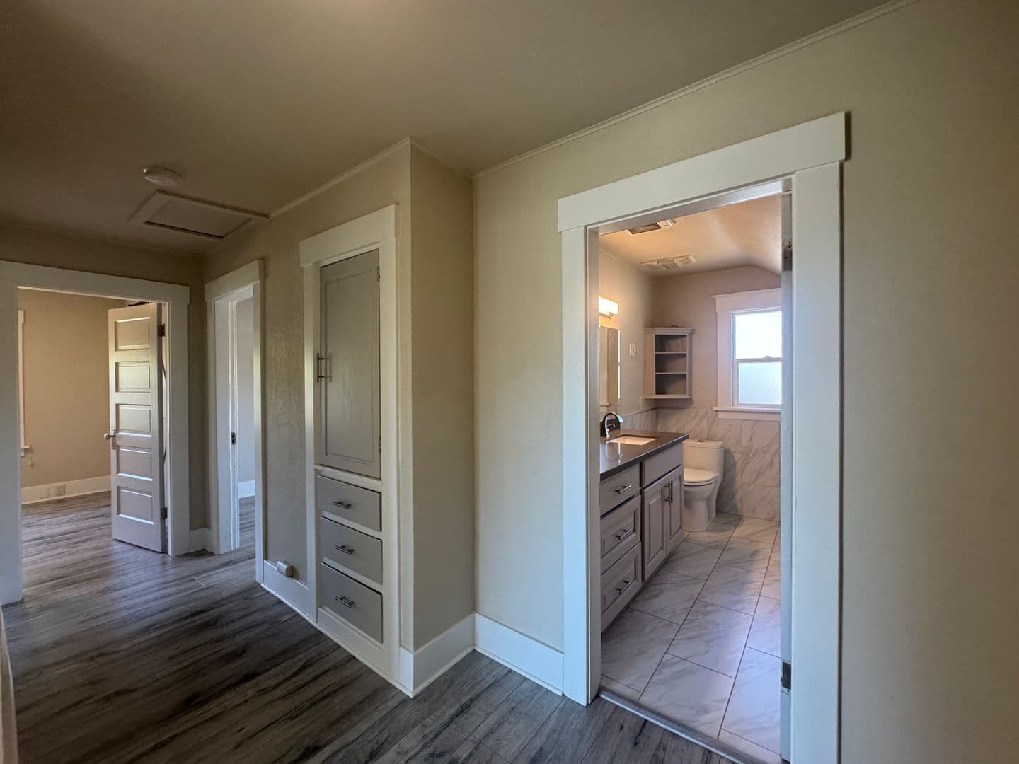 Tacoma House: 415 122nd St. S.