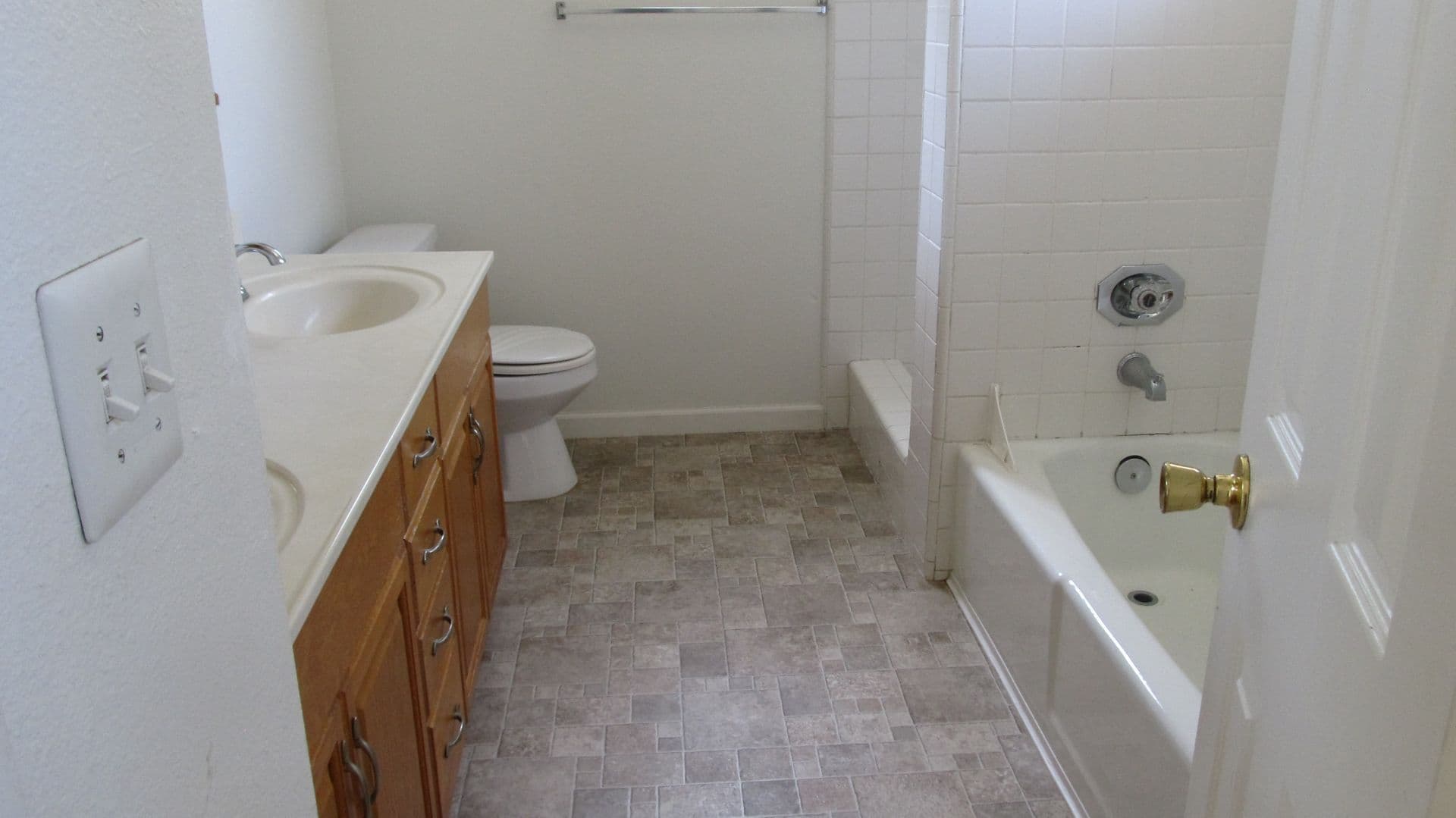Imperial Beach House: 1172 Louden lane