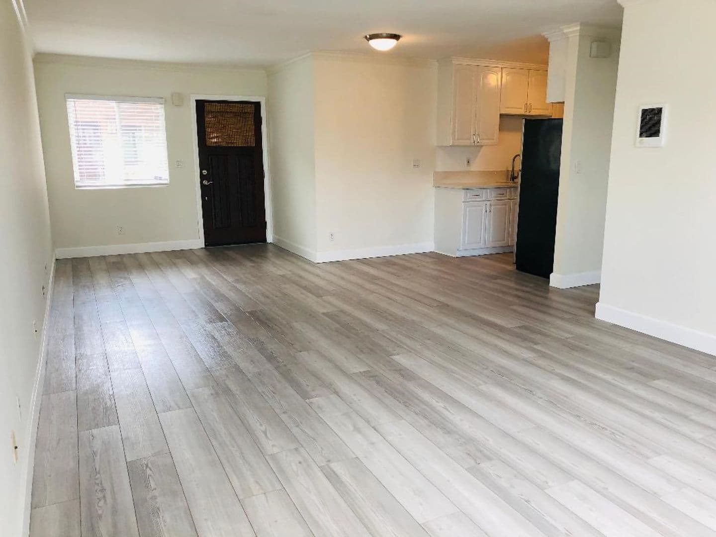 Imperial Beach CA Condo: 676 Seacoast D