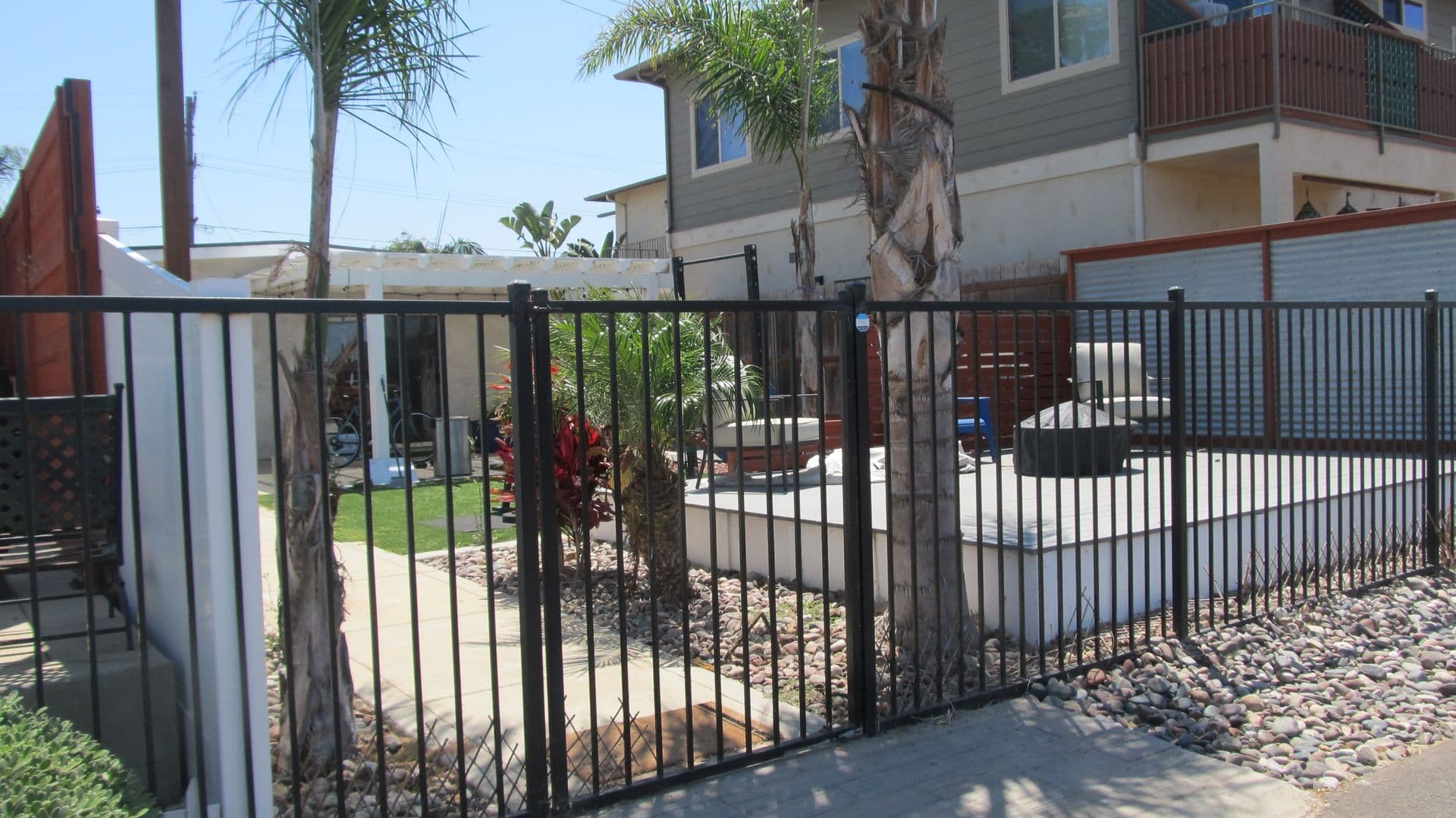 Imperial Beach Apartment: 390 7th st