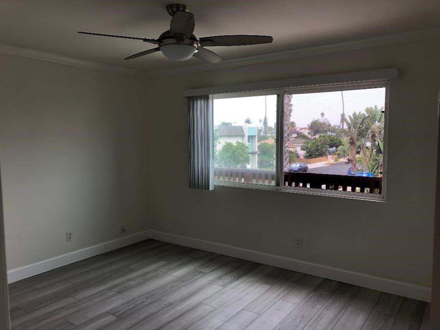Imperial Beach CA Condo: 676 Seacoast D