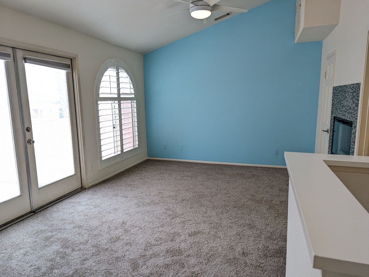 Imperial Beach House: 221 Donax #6