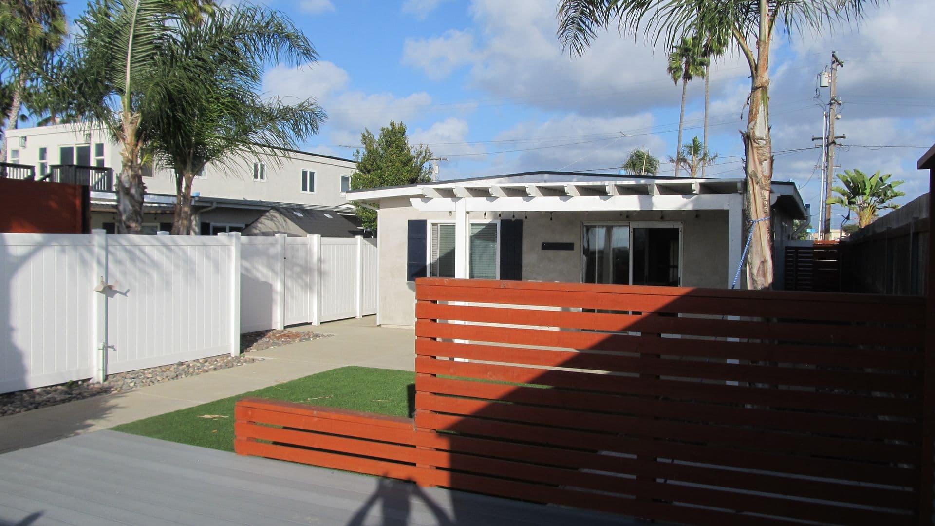 Imperial Beach Apartment: 390 7th st