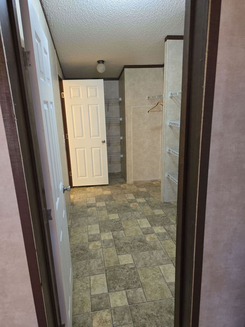 Shreveport House: 8132 Trey Way