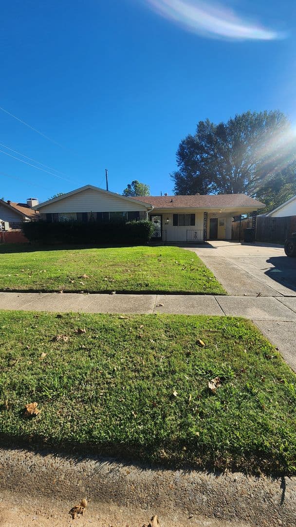 Bossier City House: 1404 Holiday